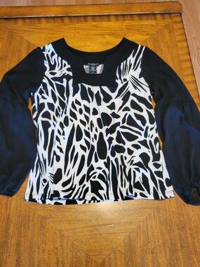 Bay Studio Black & White Print with Sheer Sleeves NWT
